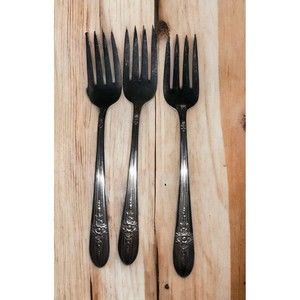 3 Wm Rogers TRIUMPH 1941 International Silver Plate Grille Forks